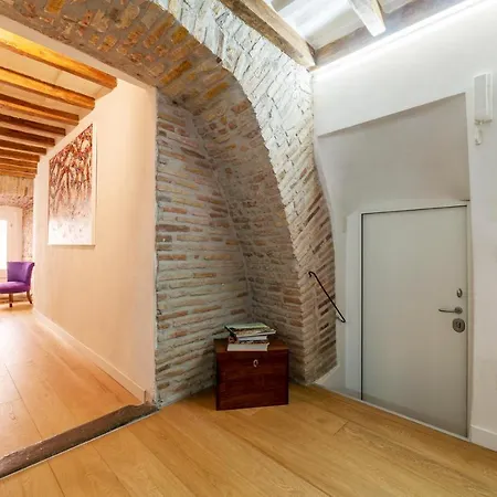 Apartmán Guesthost - Largo Di Torre Argentina Cozy