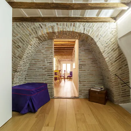 Guesthost - Largo Di Torre Argentina Cozy * 로마