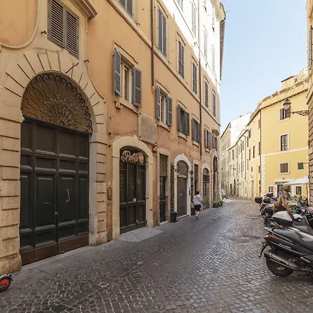 아파트 Guesthost - Largo Di Torre Argentina Cozy