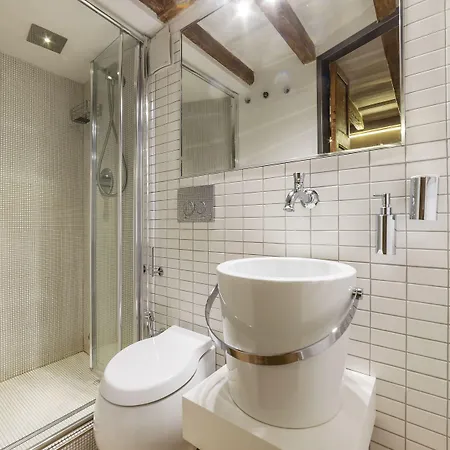 Guesthost - Largo Di Torre Argentina Cozy Rome